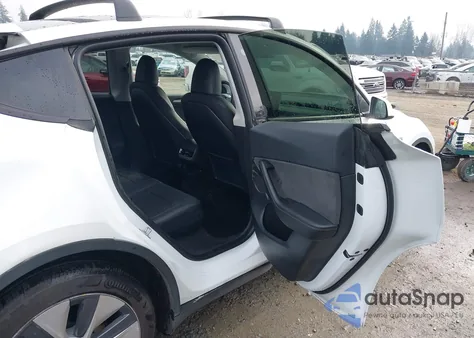 2023 Tesla Model Y Awd/Long Range Dual Motor All-Wheel Drive from USA, damaged, VIN 7SAYGDEE3PF788474